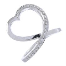 Diamond heart ring