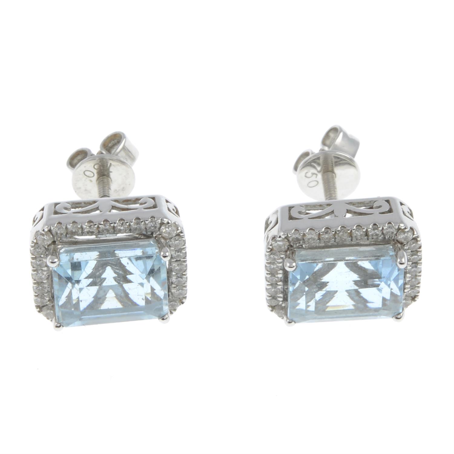 18ct gold aquamarine & diamond earrings - Image 2 of 2