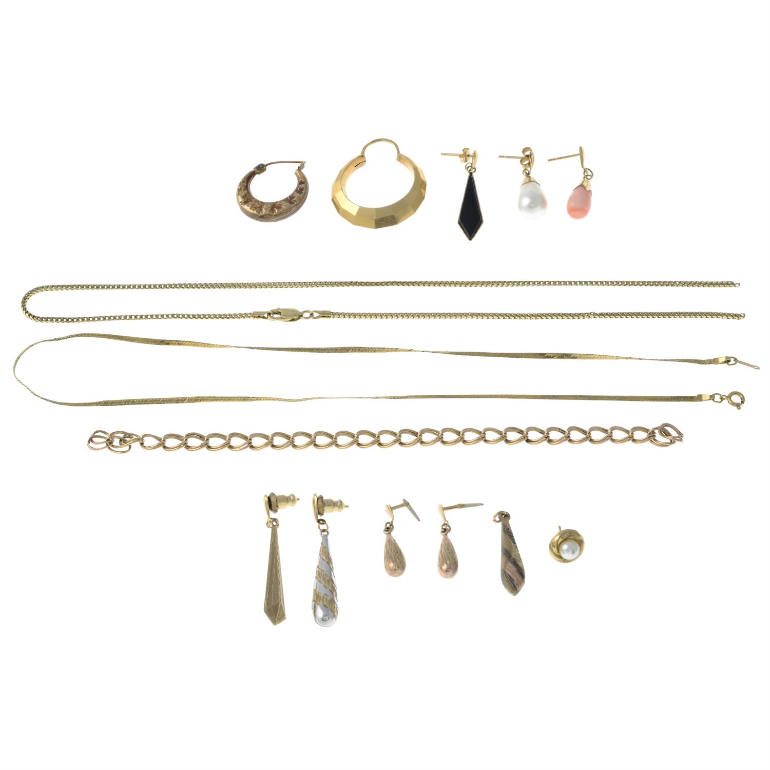 Selection of jewellery