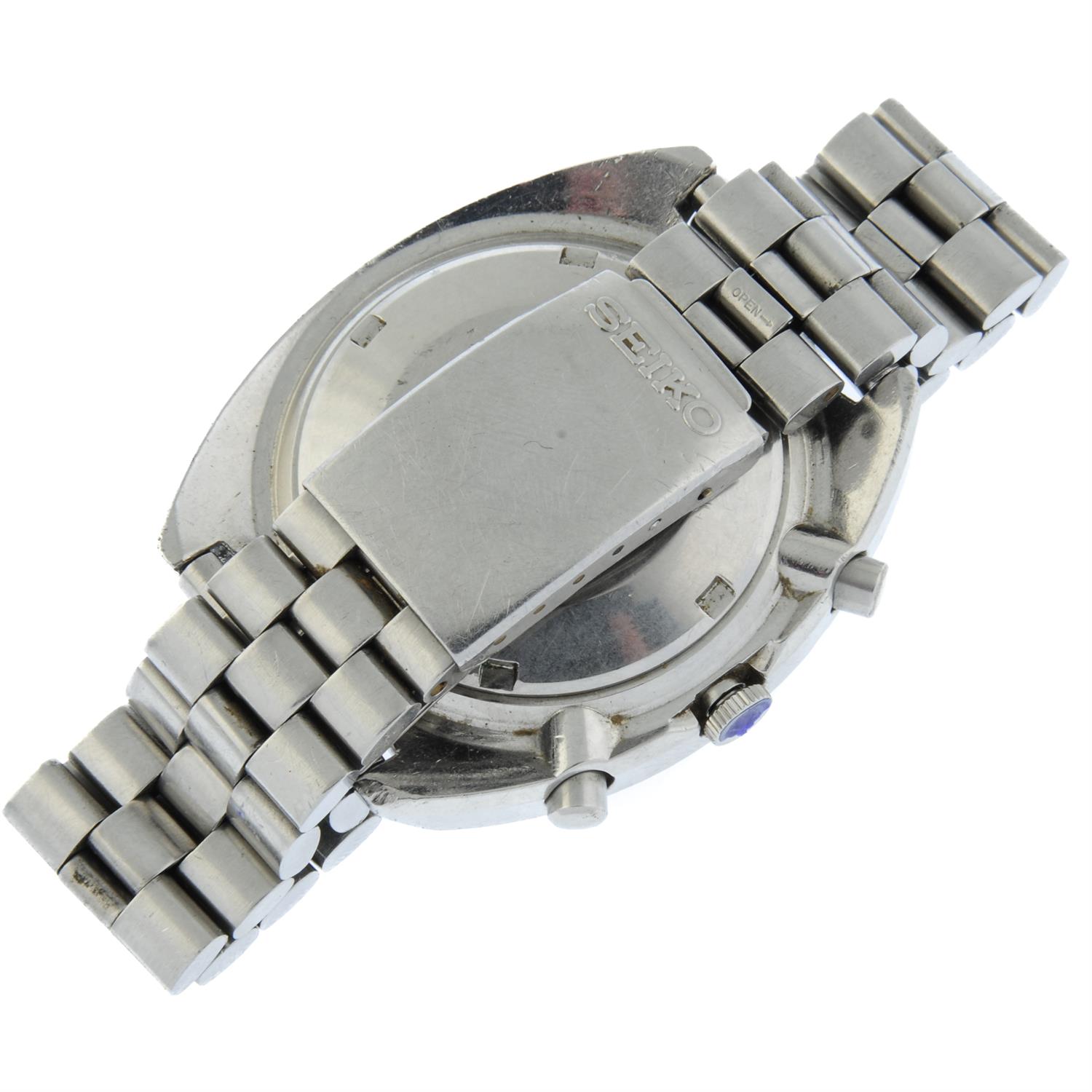 Seiko - a 'Pogue' chronograph watch, 41mm. - Image 2 of 4