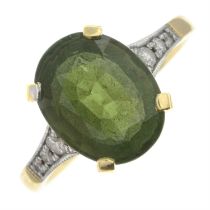 18ct gold green tourmaline & diamond ring