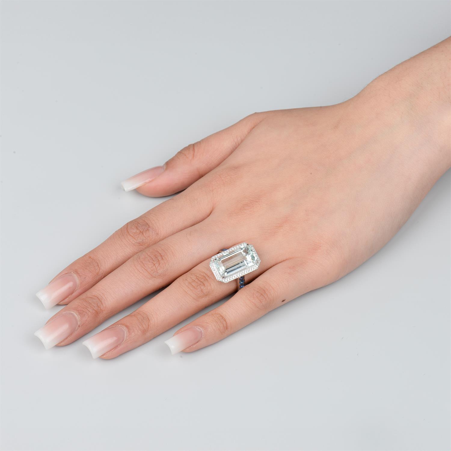 Aquamarine, diamond and sapphire ring - Bild 6 aus 6