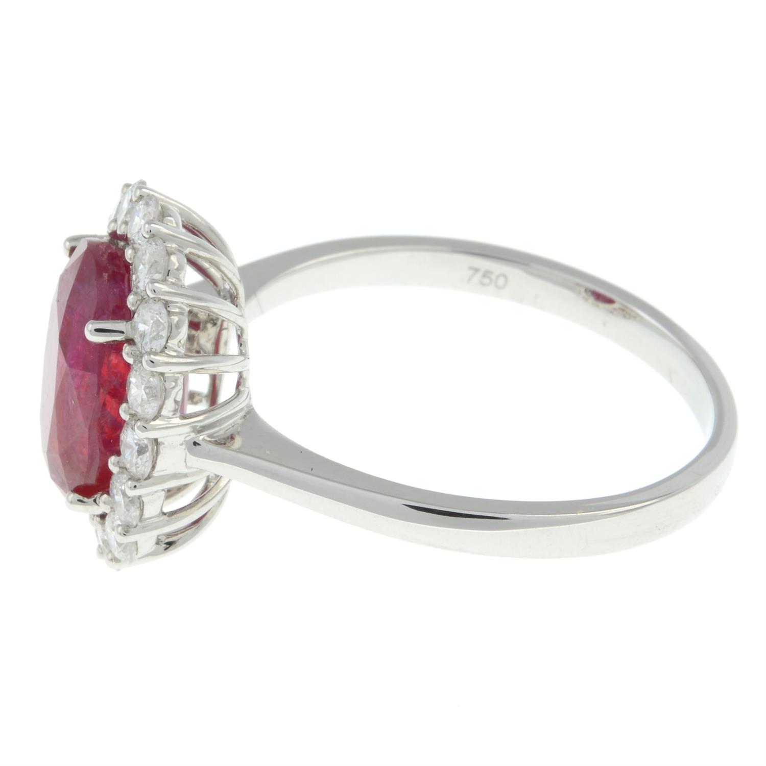 18ct gold Burmese ruby and diamond ring - Image 4 of 6