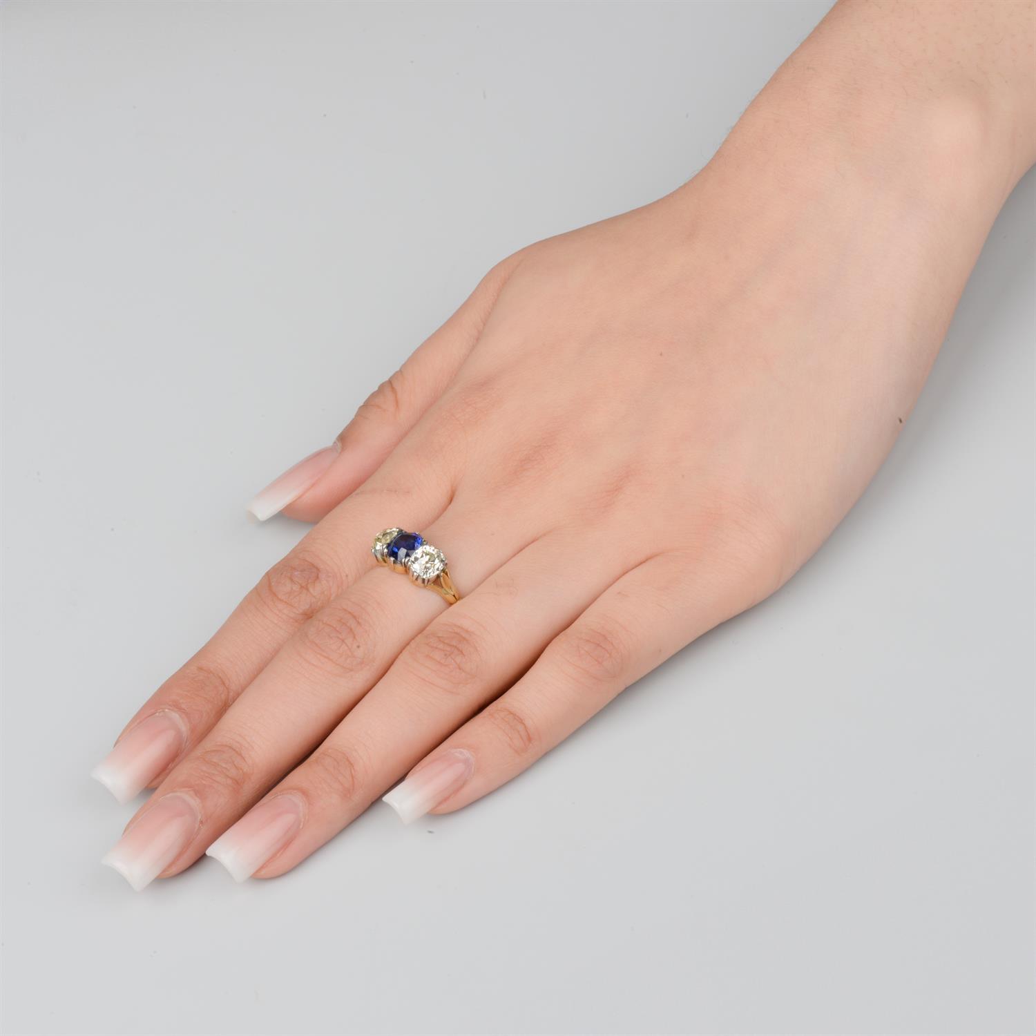 Late 19th century sapphire and old-cut diamond ring - Image 5 of 5