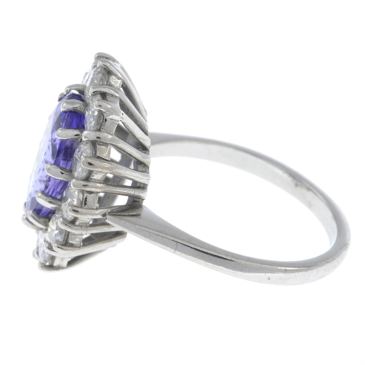 Tanzanite and diamond cluster ring - Bild 4 aus 5