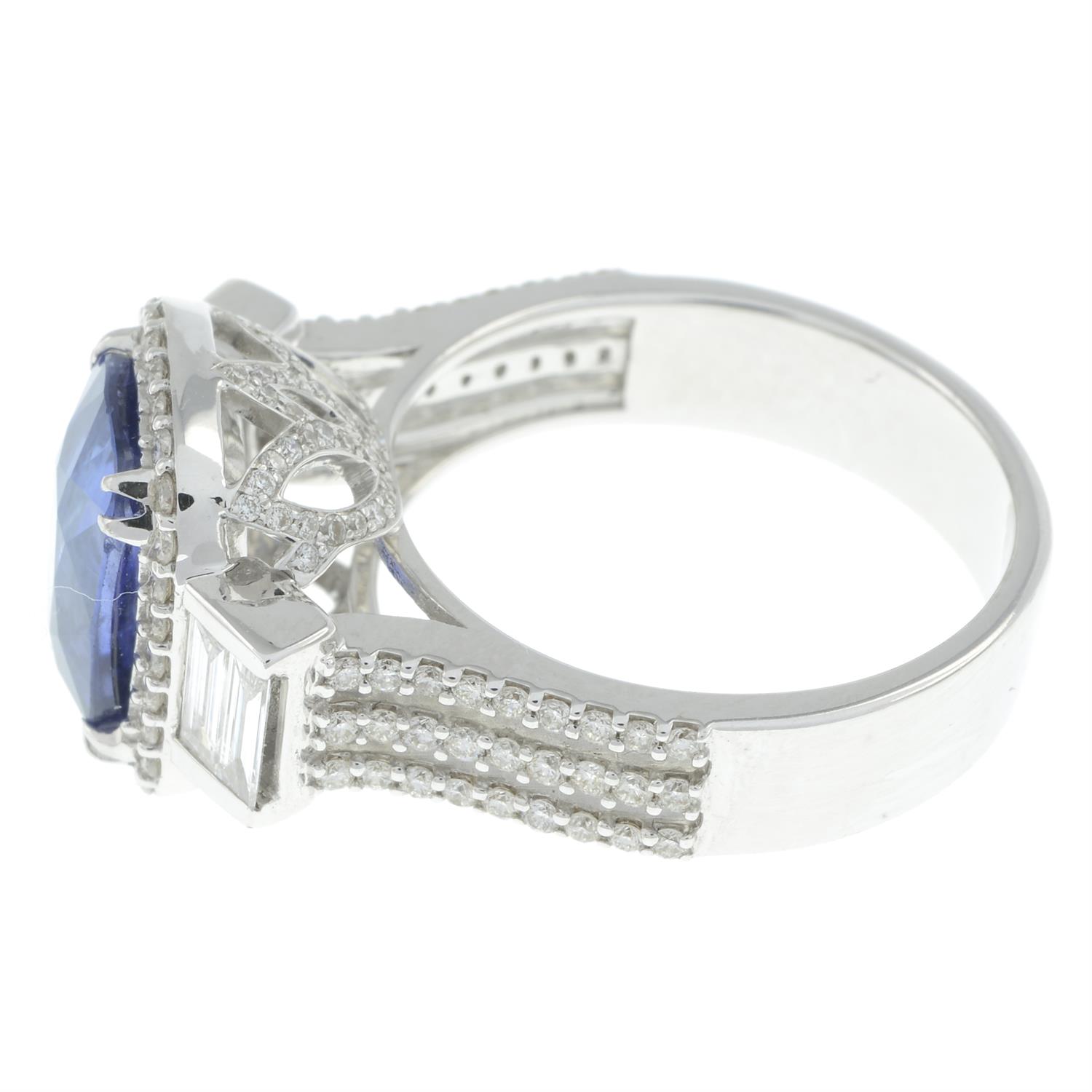 Sapphire and diamond ring - Bild 4 aus 5