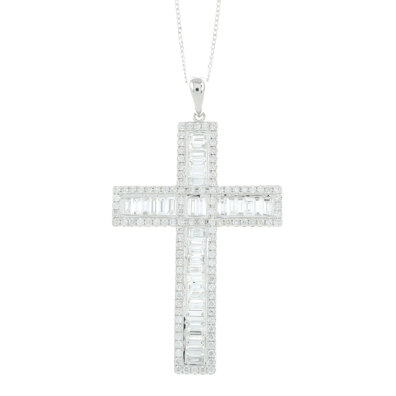 18ct gold diamond cross pendant, with chain - Image 3 of 6