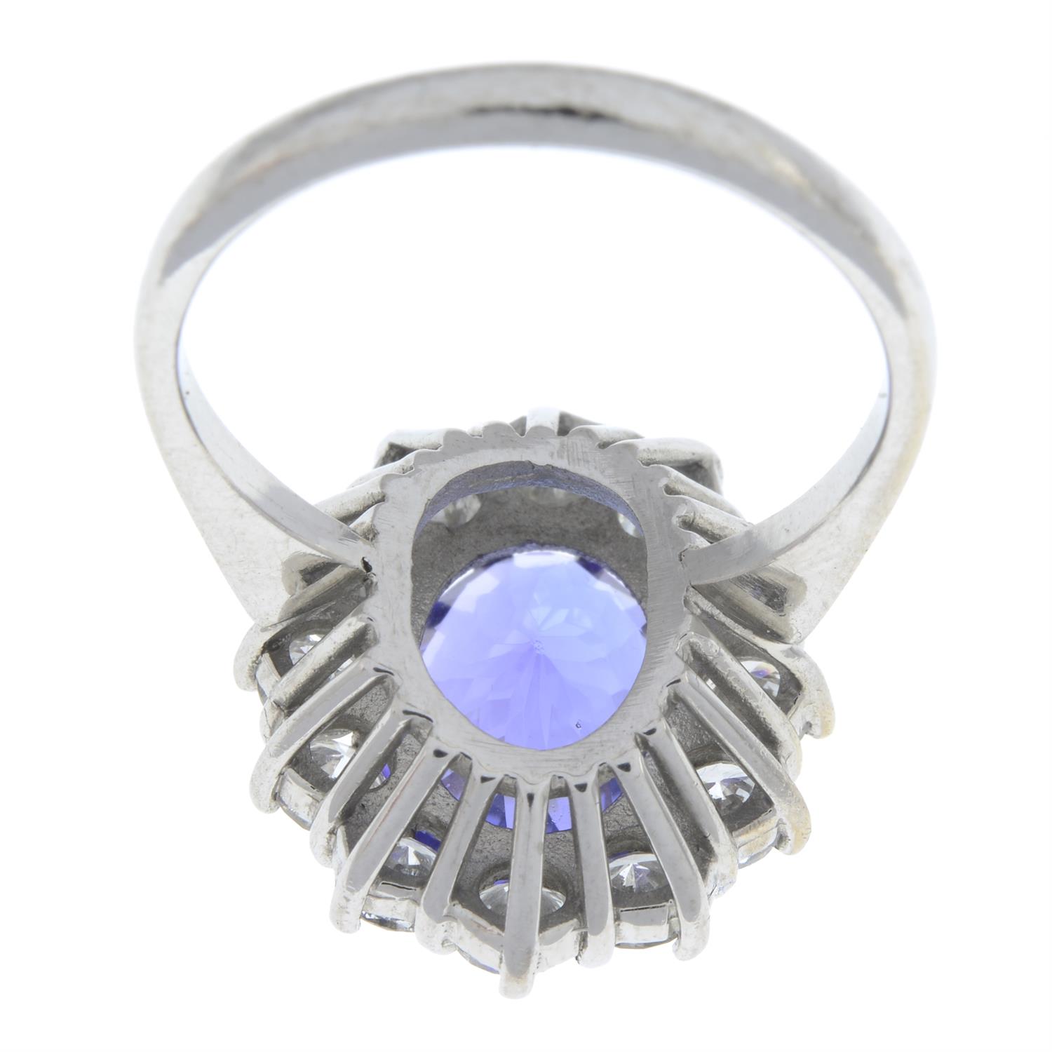 Tanzanite and diamond cluster ring - Bild 3 aus 5