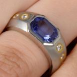 Tanzanite and diamond ring