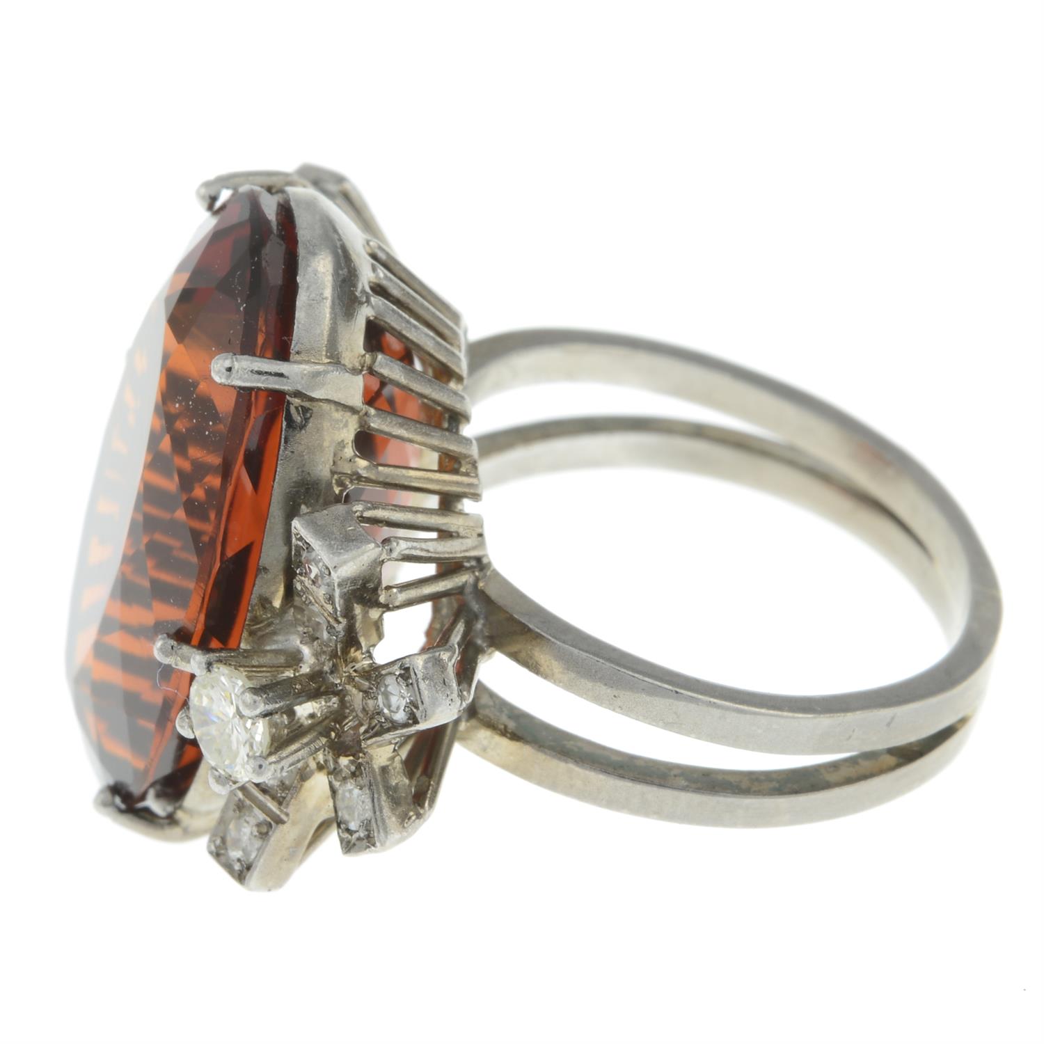 Mid 20th century gold citrine and diamond ring - Image 4 of 5