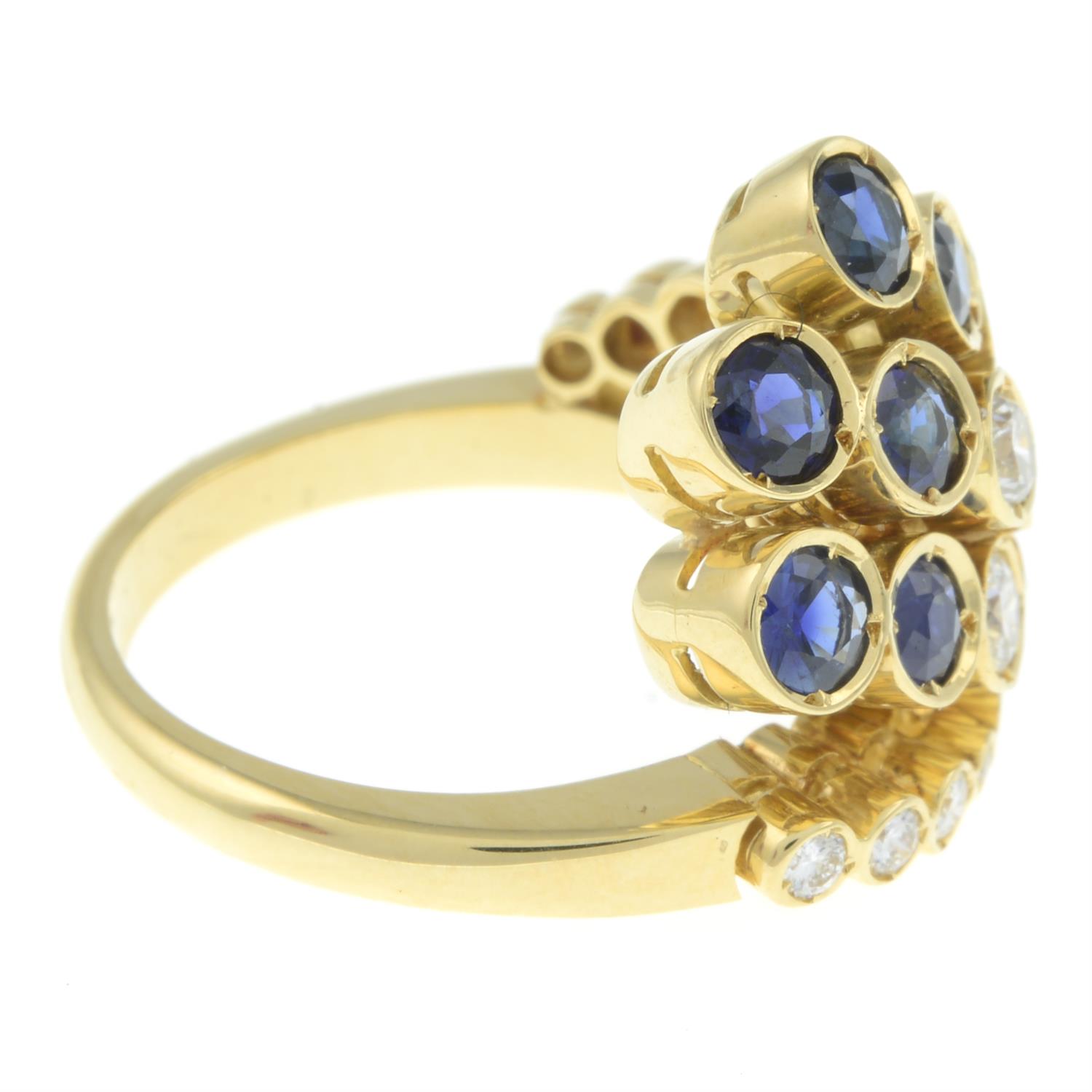 18ct gold sapphire and diamond ring, by Mappin & Webb - Bild 4 aus 5