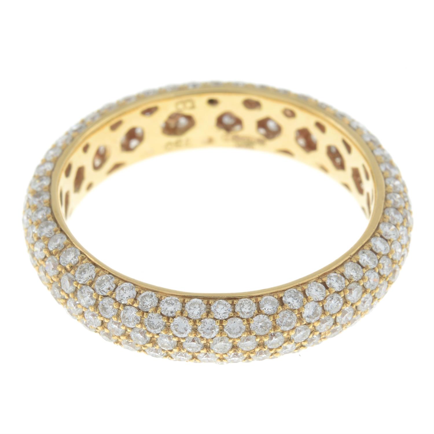 18ct gold diamond band ring - Image 3 of 4