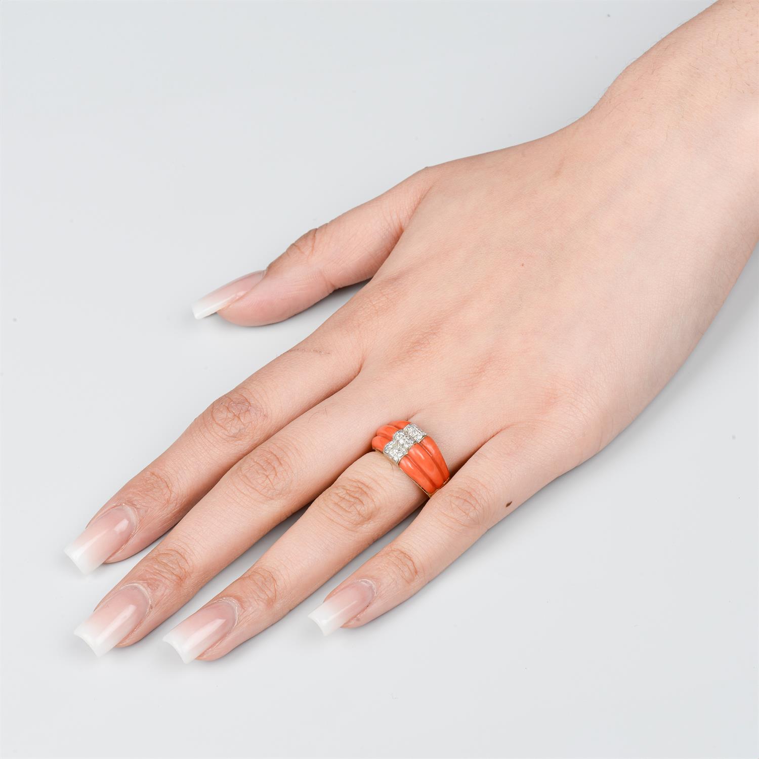 Coral and diamond dress ring - Image 3 of 3