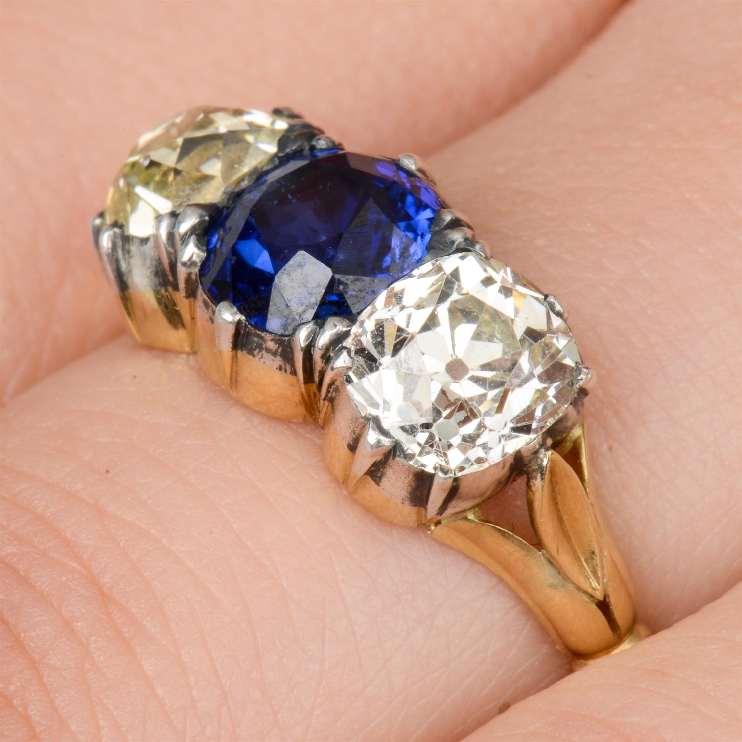 Late 19th century sapphire and old-cut diamond ring