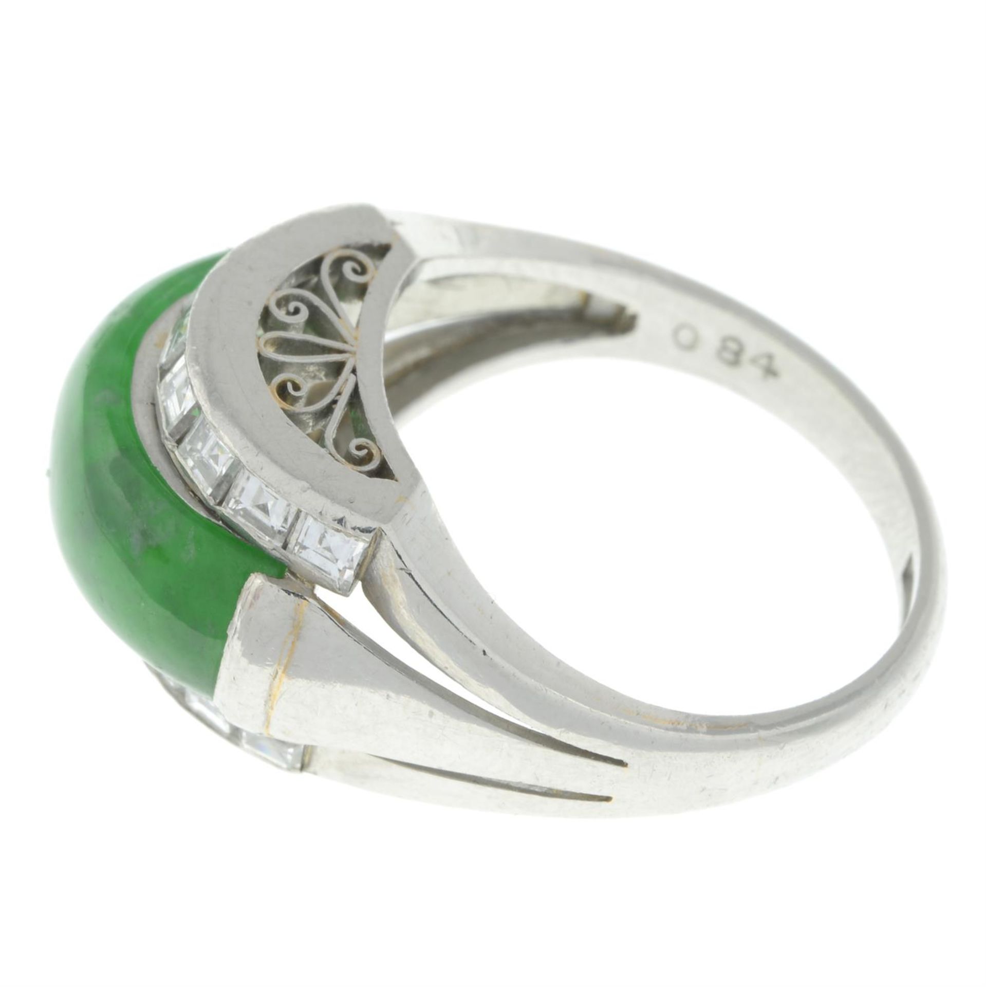 Jade and diamond saddle ring - Image 4 of 5