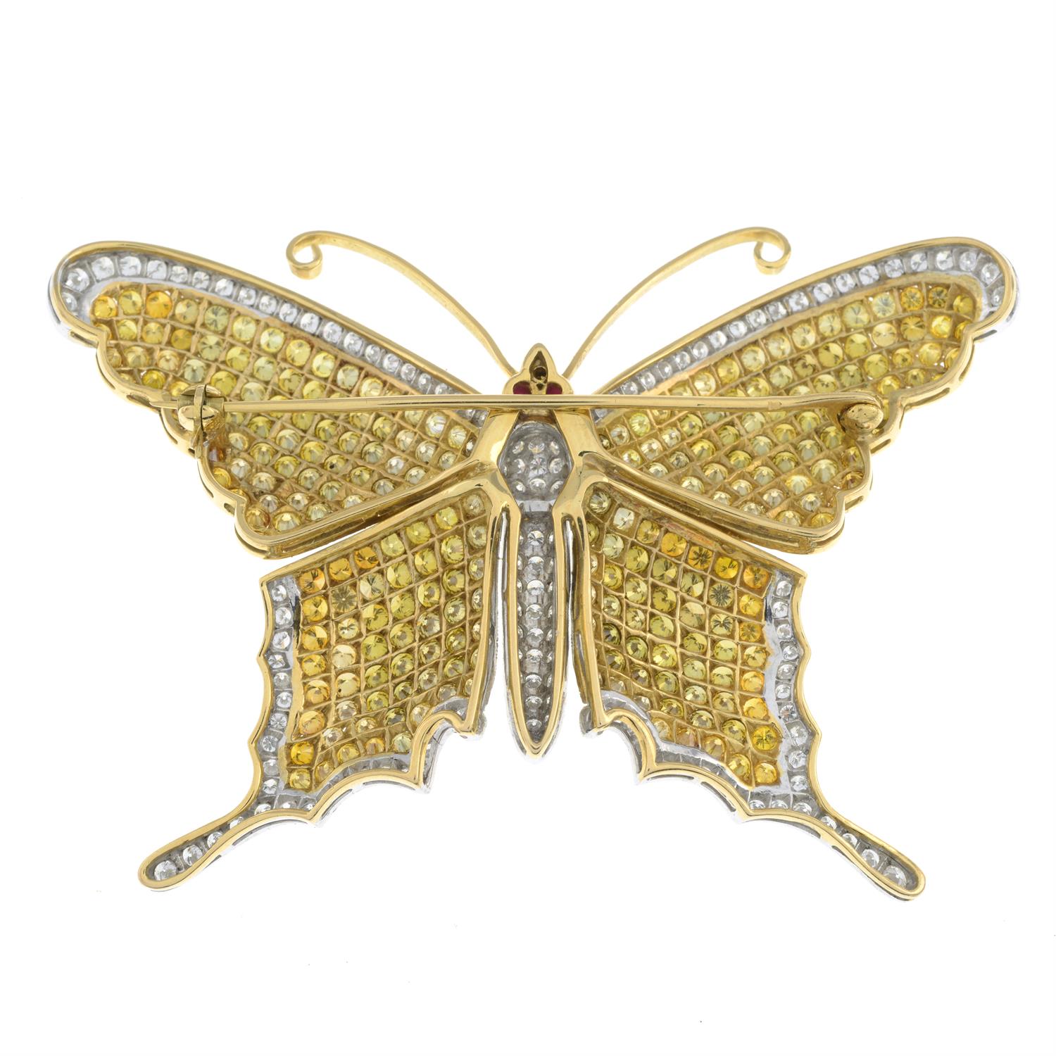 Diamond and 'yellow' diamond butterfly brooch - Image 3 of 6