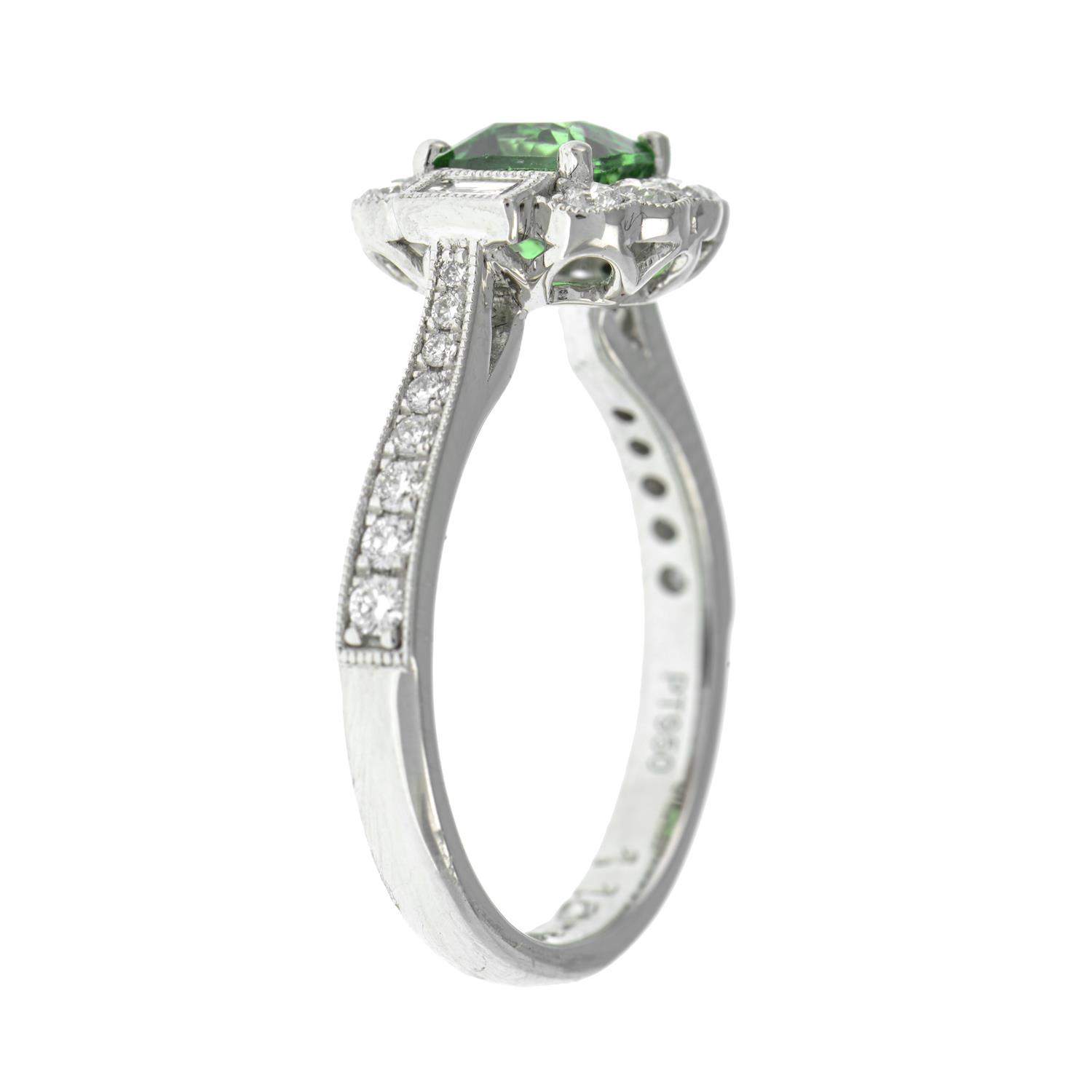 platinum tsavorite garnet and diamond ring - Image 4 of 5