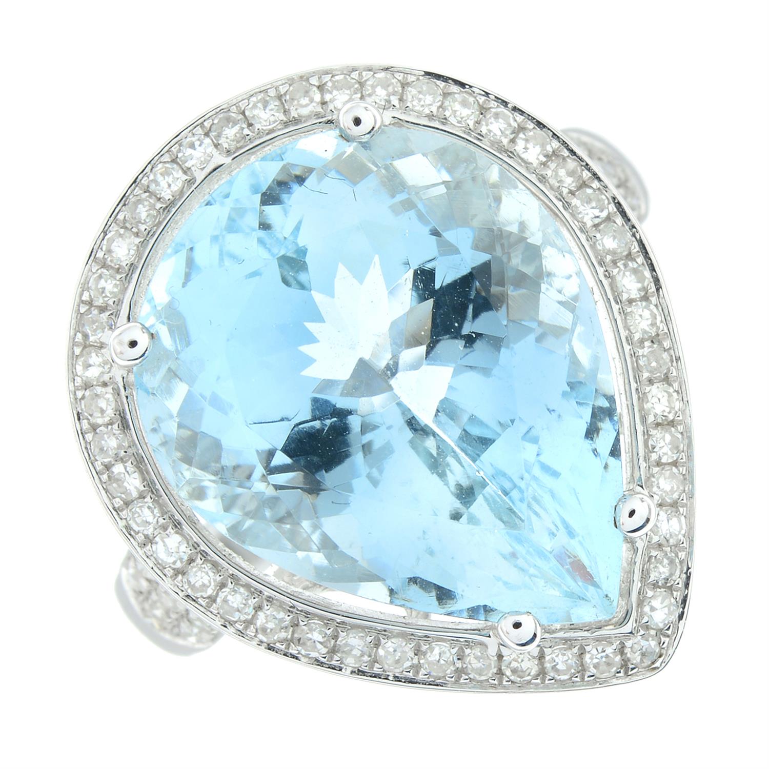 Aquamarine and diamond ring - Image 2 of 5