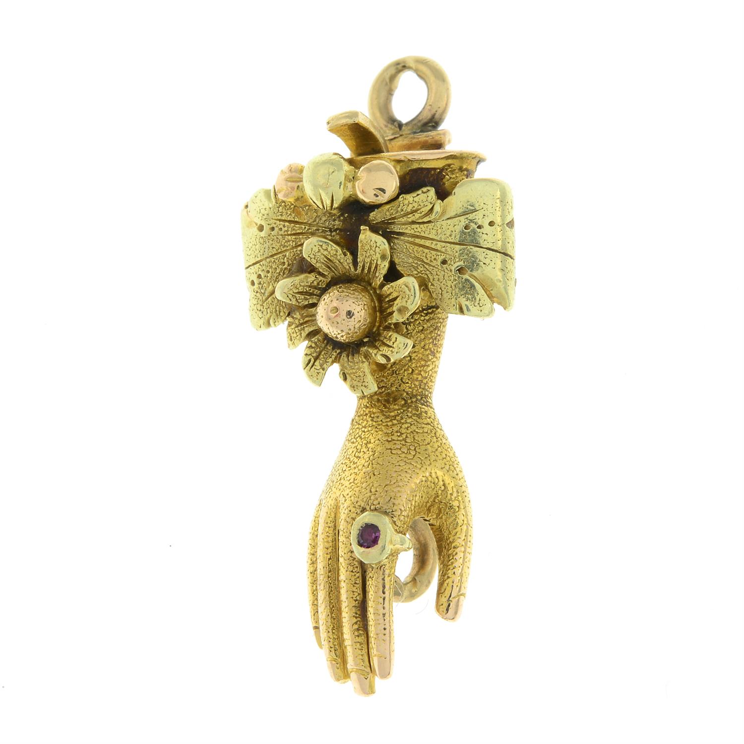 19th century gold and ruby gloved hand clasp - Image 3 of 6