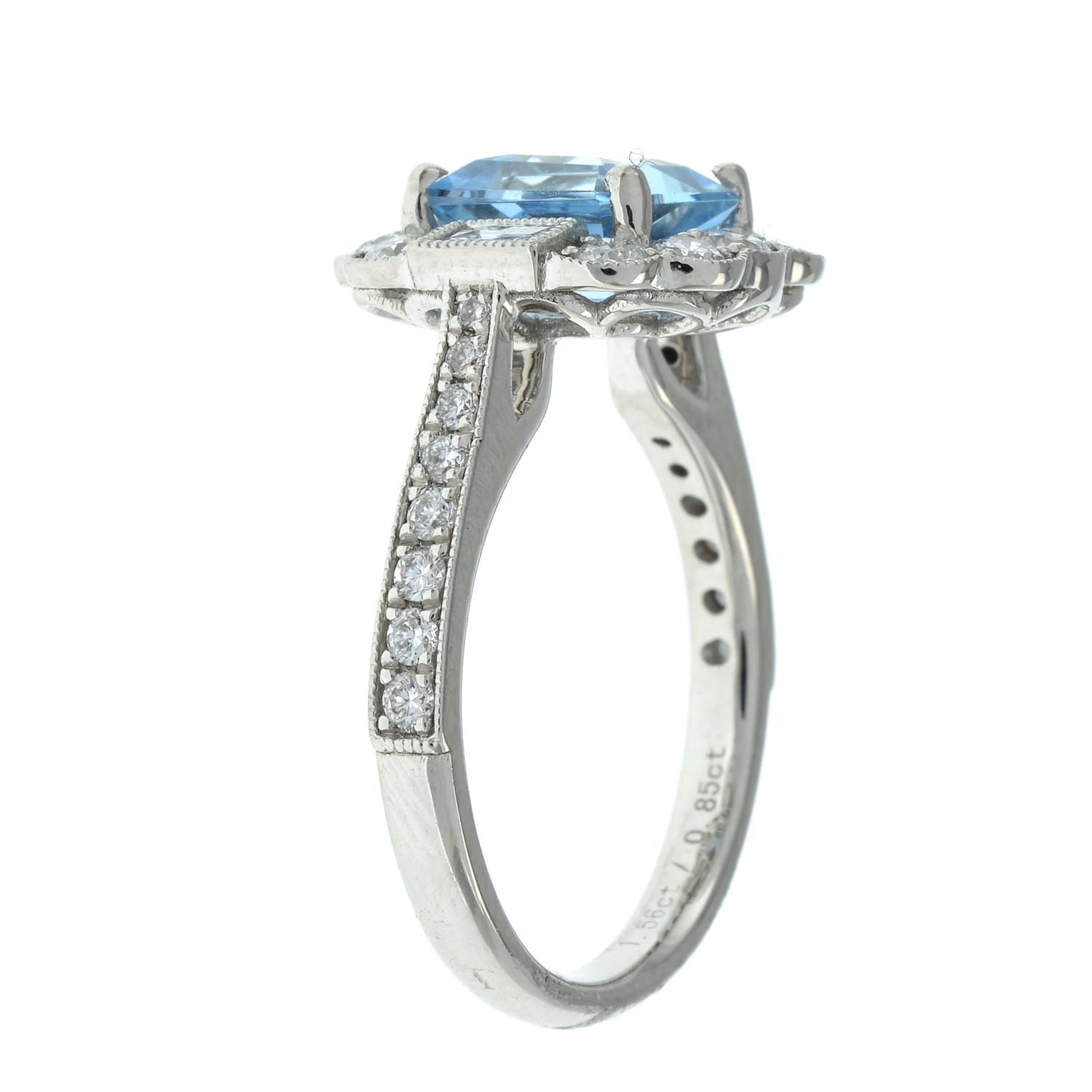 Platinum aquamarine and diamond ring - Bild 4 aus 5