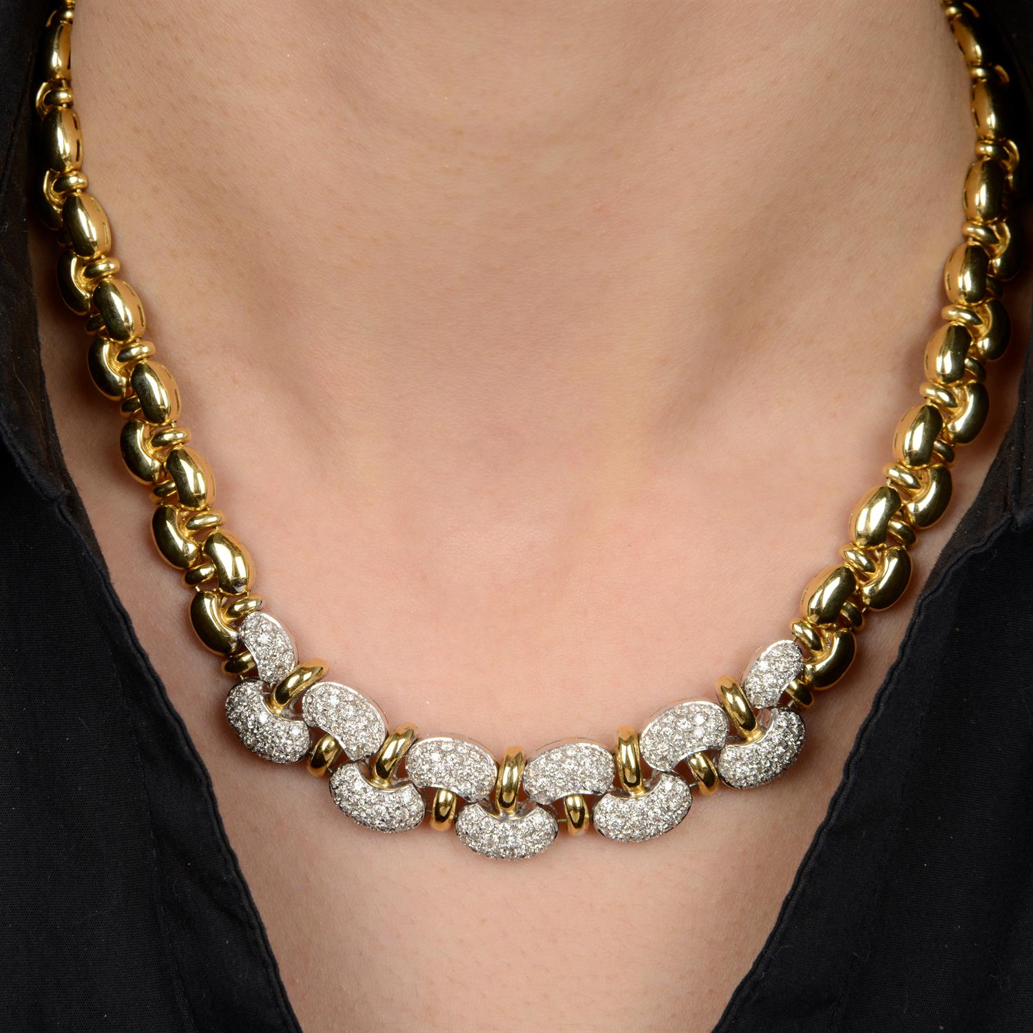 Diamond necklace and matching bracelet - Image 6 of 7