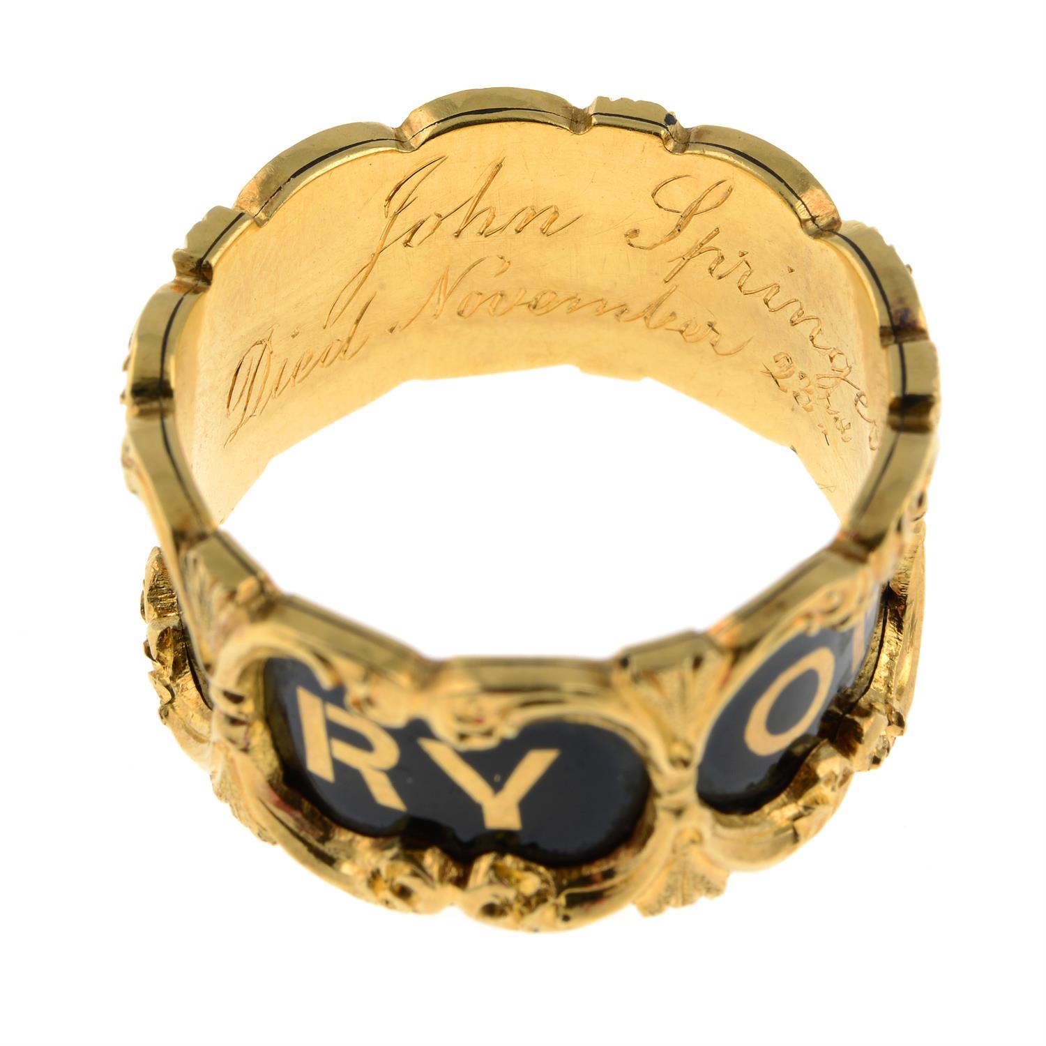 Victorian 18ct gold enamel mourning ring - Image 5 of 7