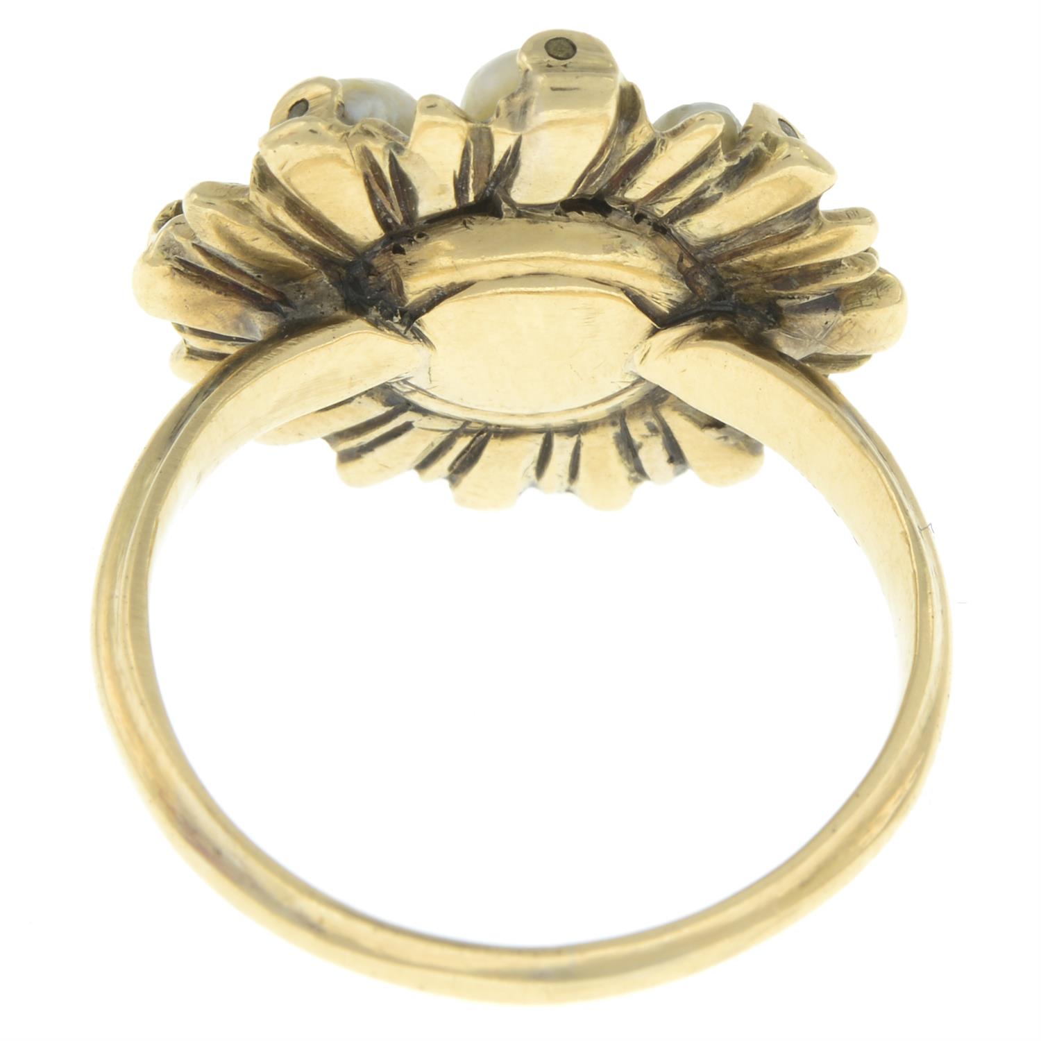 17th century gold seed pearl ring - Image 3 of 5