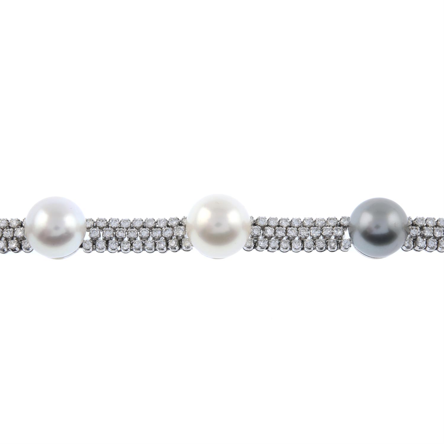Pearl and diamond bracelet - Image 4 of 4