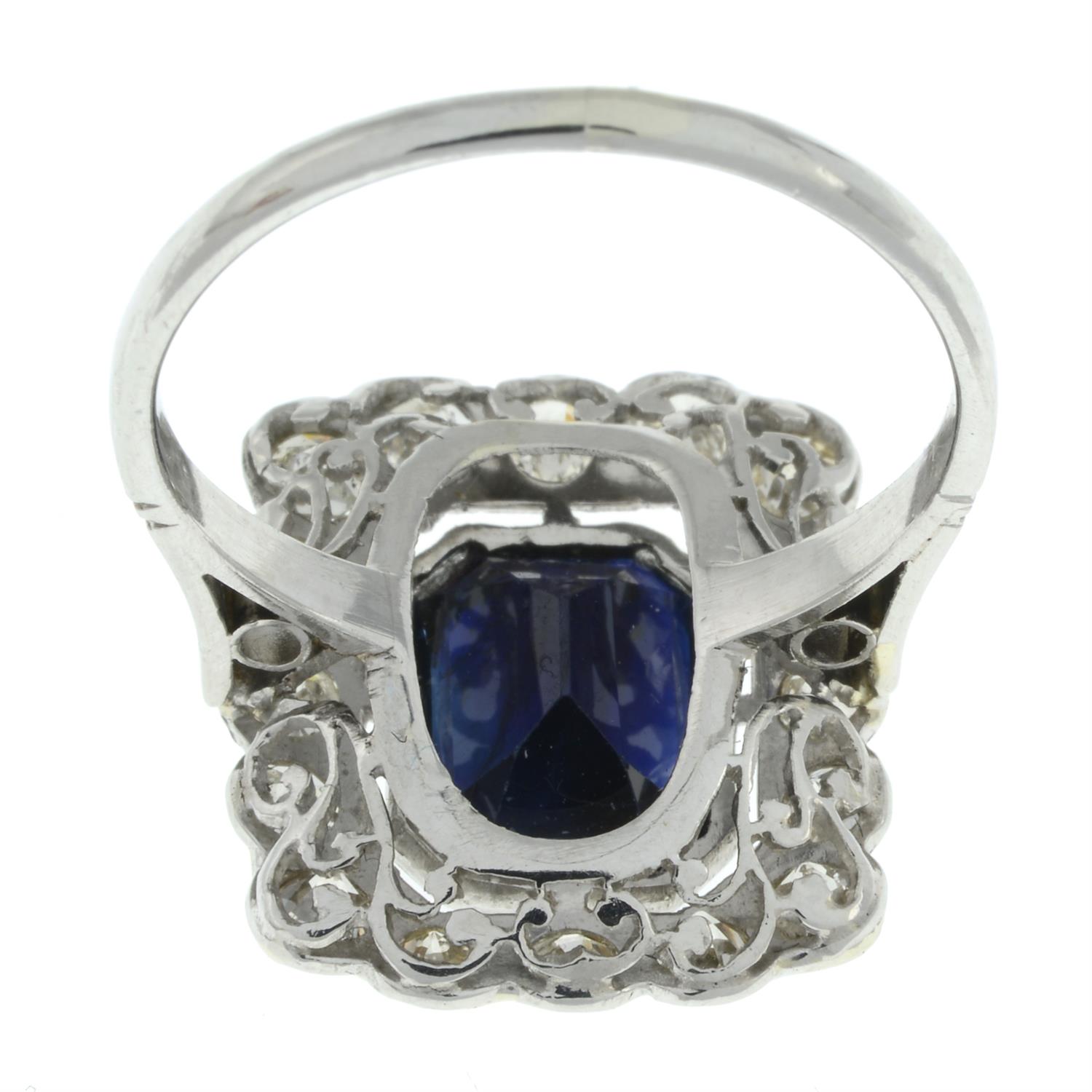 Sapphire and diamond cluster ring - Image 3 of 5