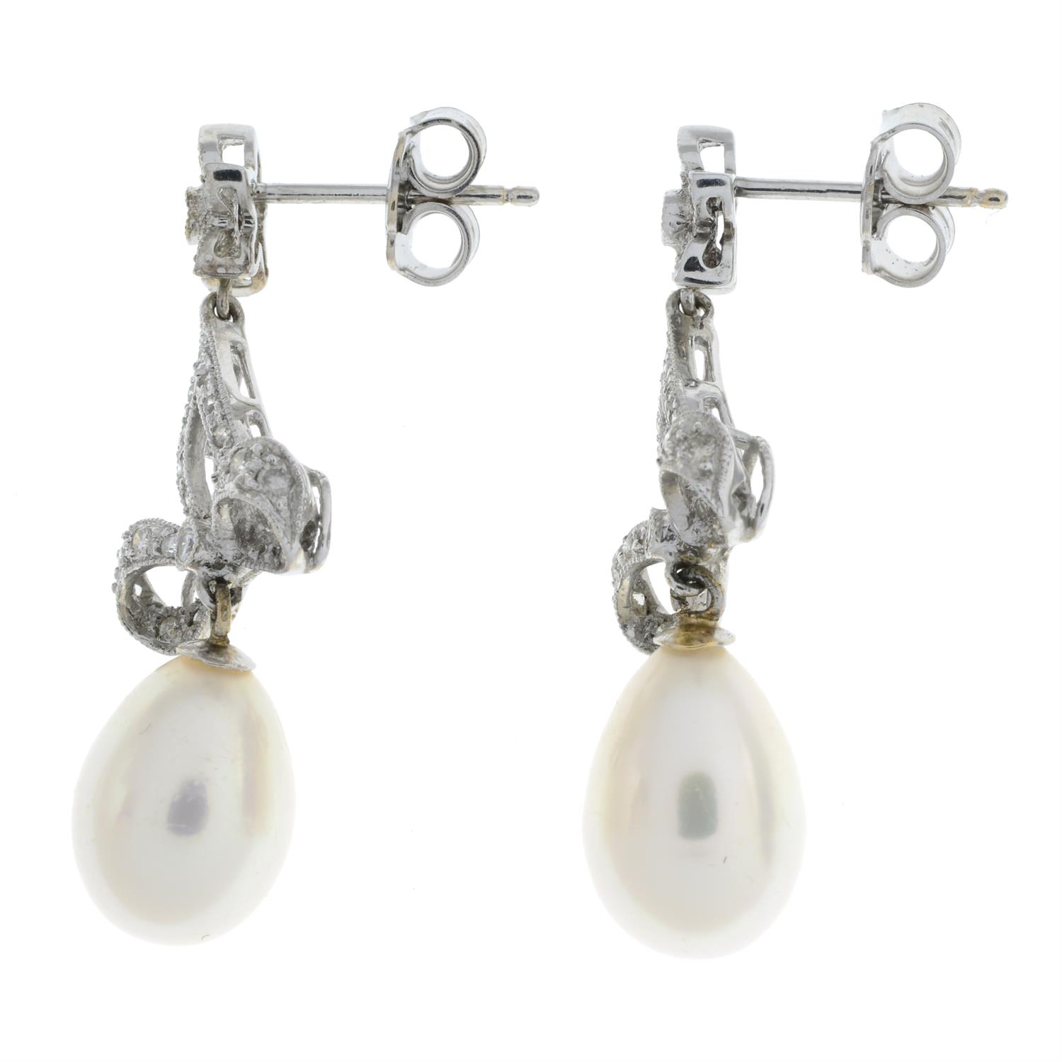Cultured pearl and diamond earrings - Image 4 of 4