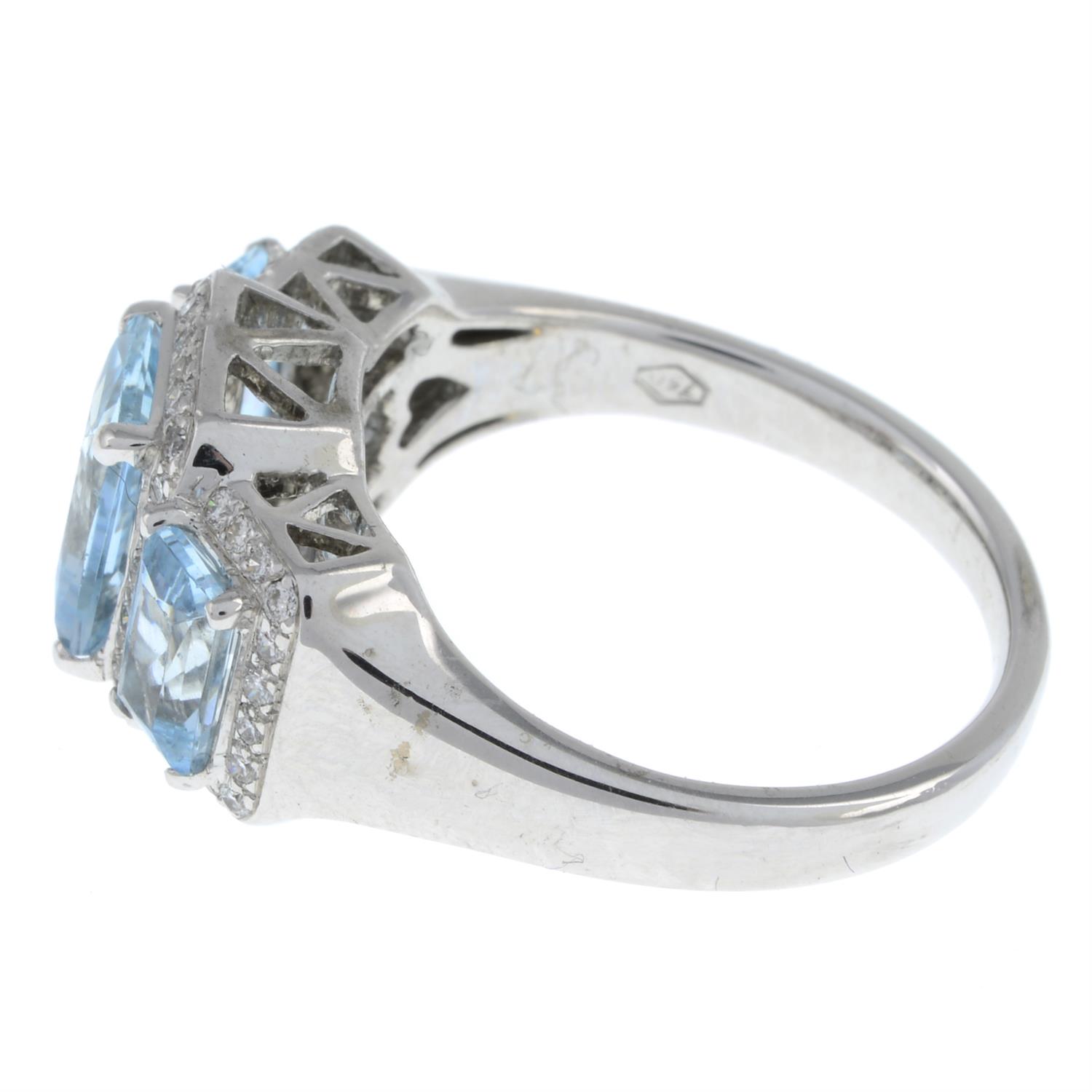 Aquamarine and diamond ring - Image 4 of 5