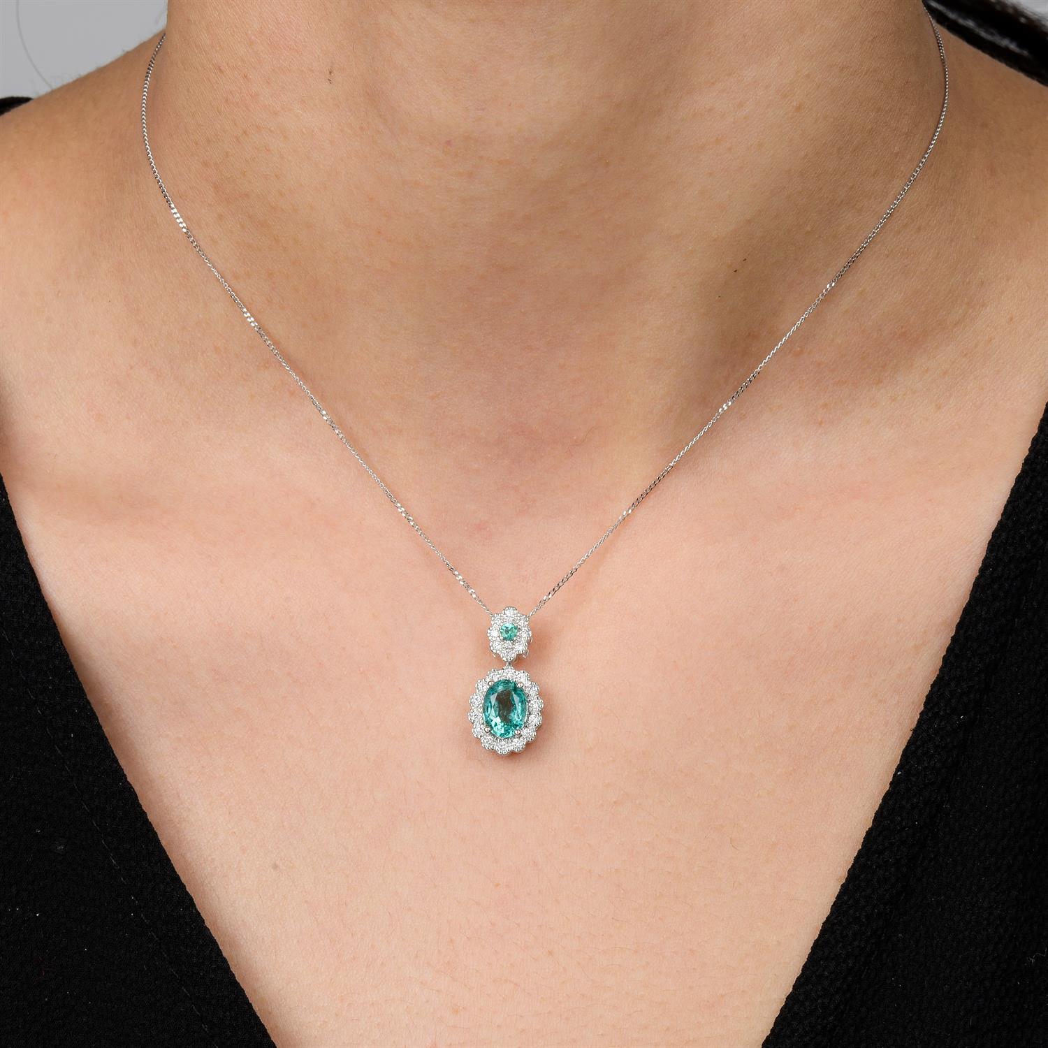 18ct gold emerald and diamond pendant, with chain - Image 5 of 5
