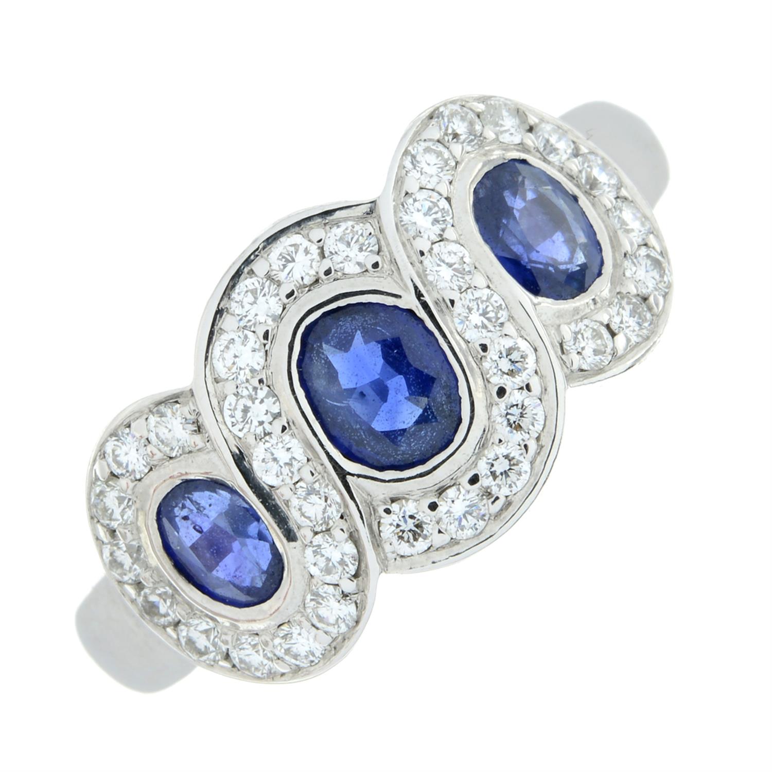 18ct gold sapphire and diamond ring - Image 2 of 5