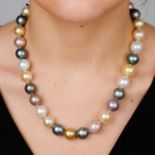 Multi-hue cultured pearl single-strand necklace