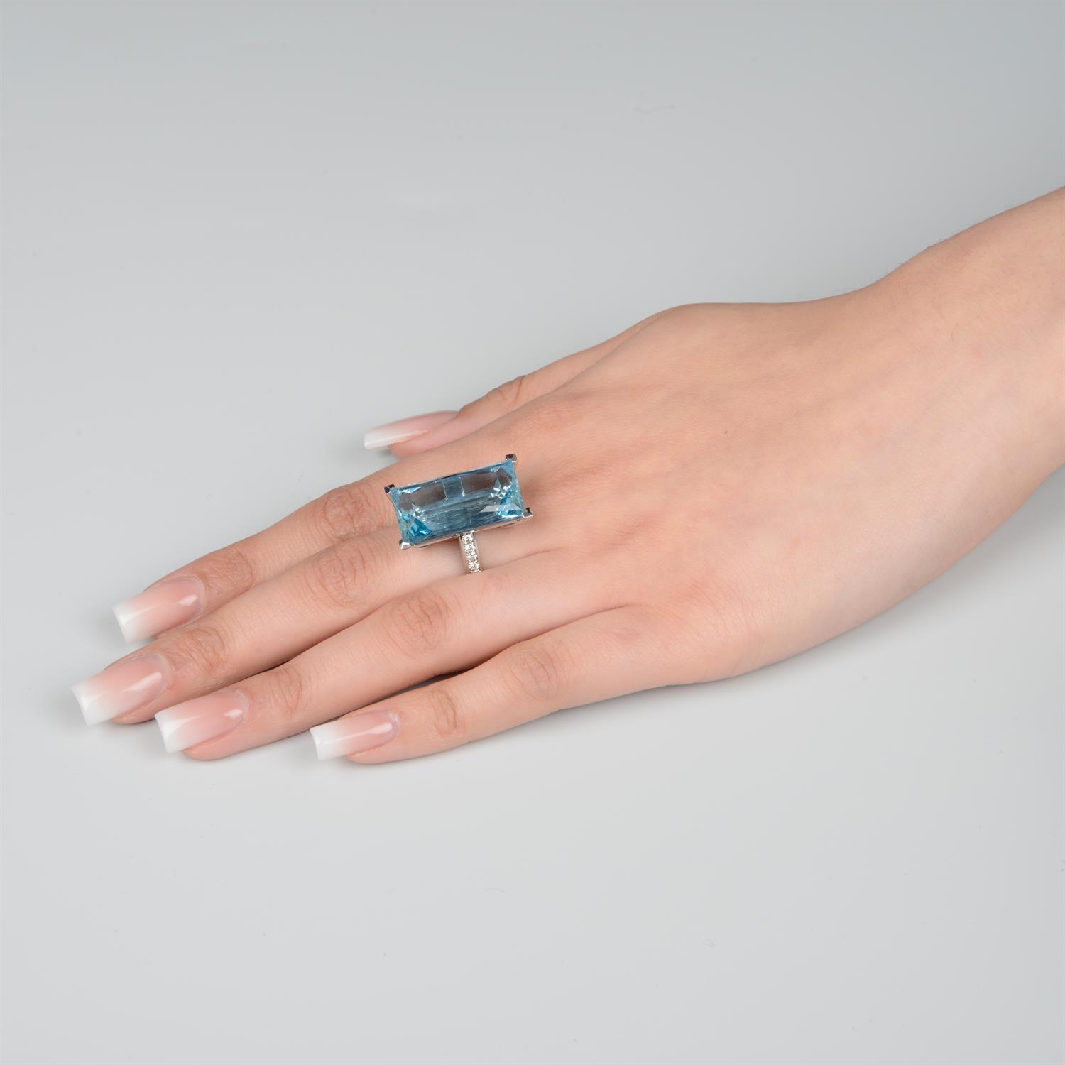 Aquamarine and diamond ring - Bild 5 aus 5