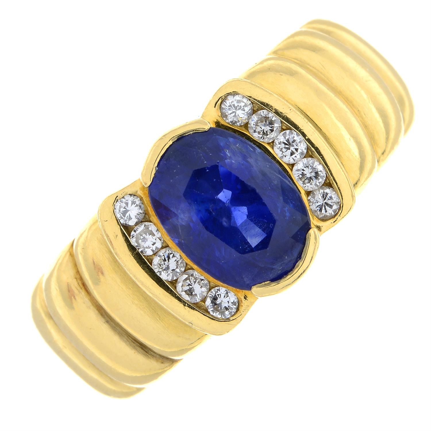 18ct gold sapphire and diamond ring - Image 2 of 5