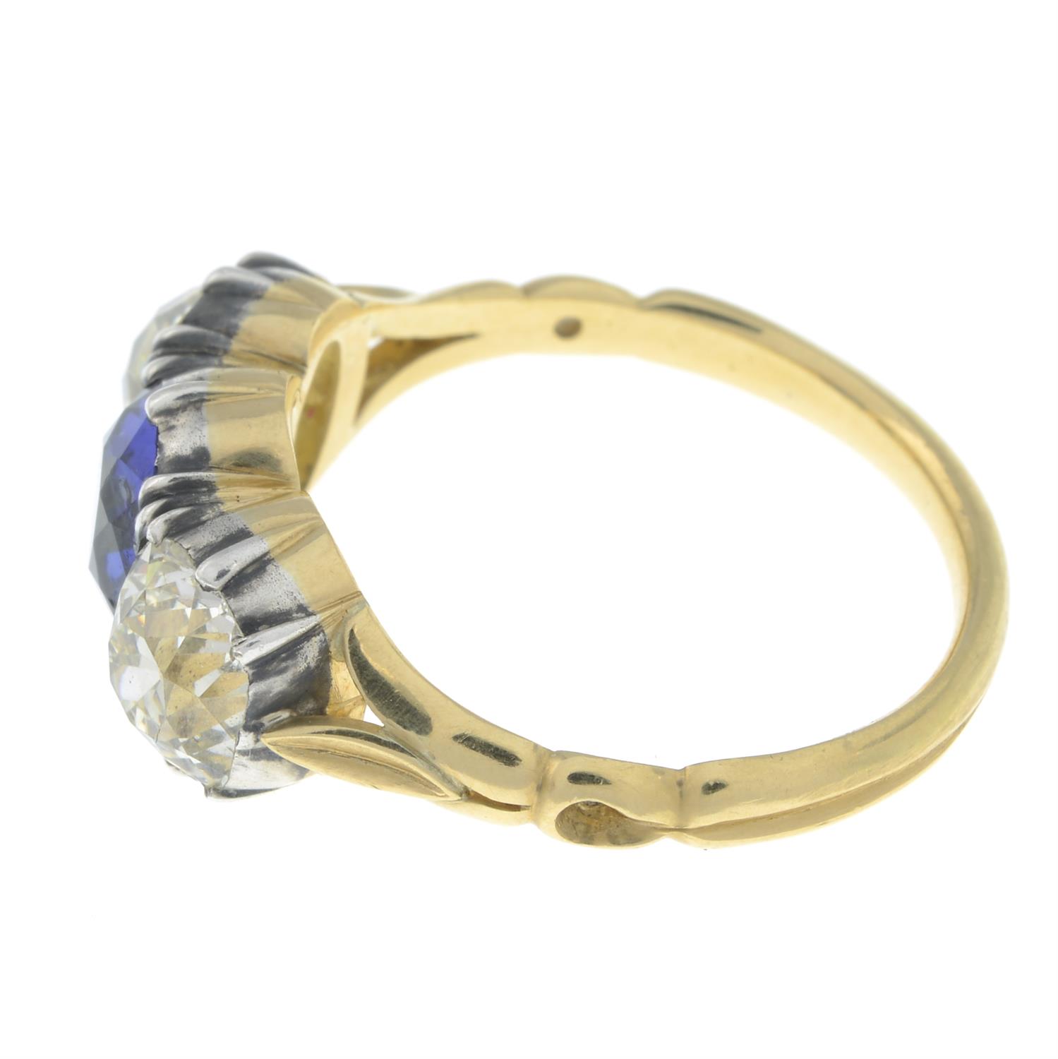 Late 19th century sapphire and old-cut diamond ring - Image 4 of 5