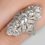 Art Deco platinum diamond ring