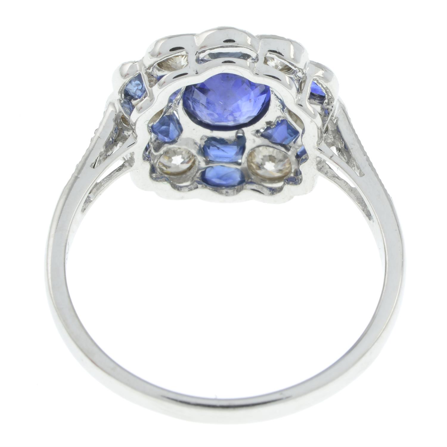 Sapphire and diamond floral cluster ring - Bild 3 aus 5