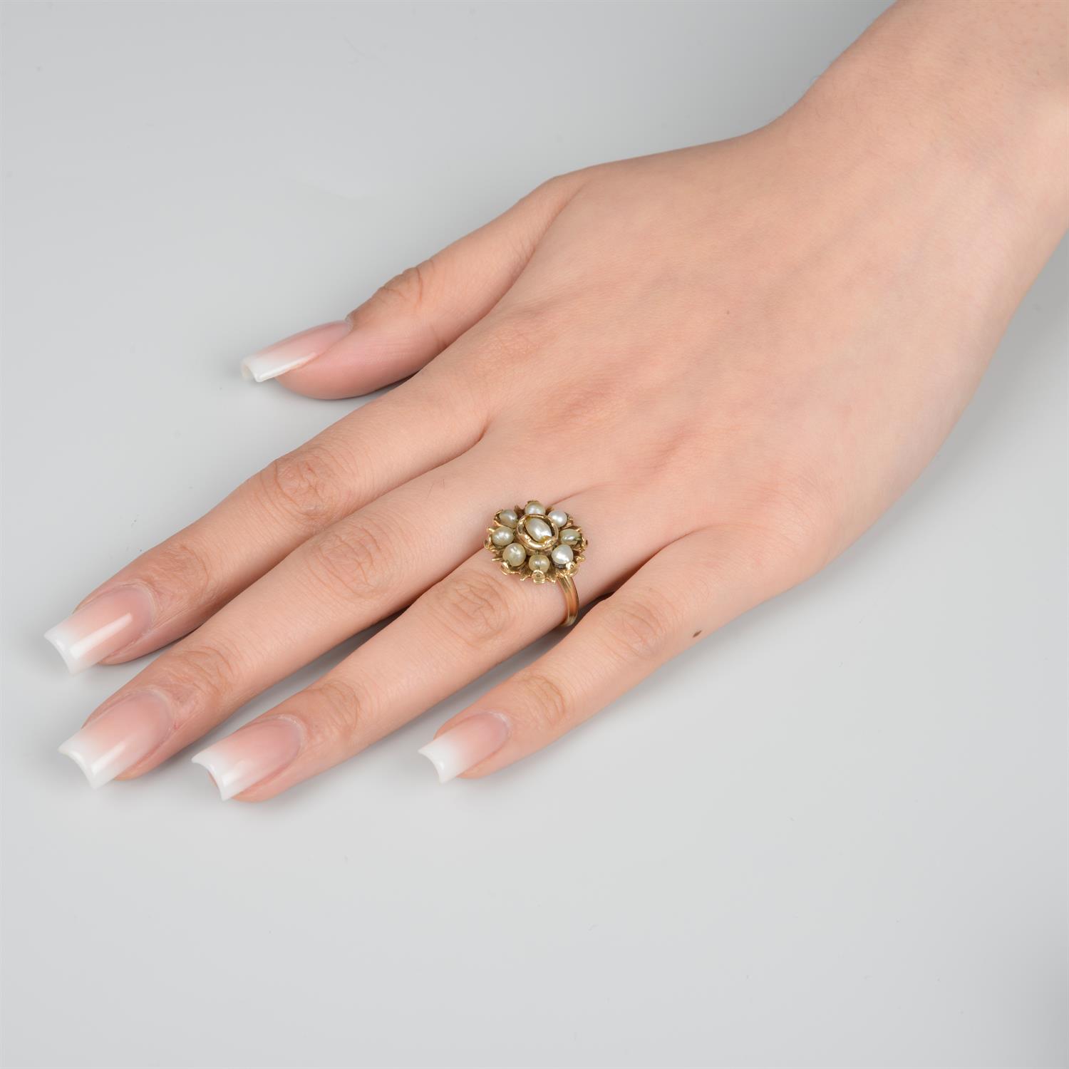 17th century gold seed pearl ring - Image 5 of 5