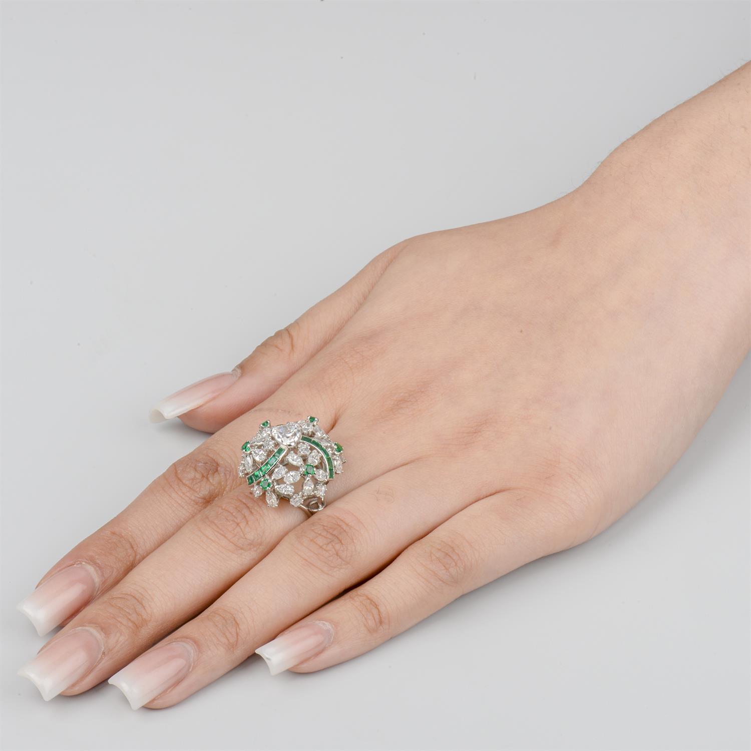 Mid 20th century platinum diamond and emerald floral ring - Image 6 of 6
