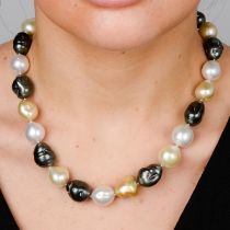 'South Sea' and 'Tahitian' cultured pearl necklace