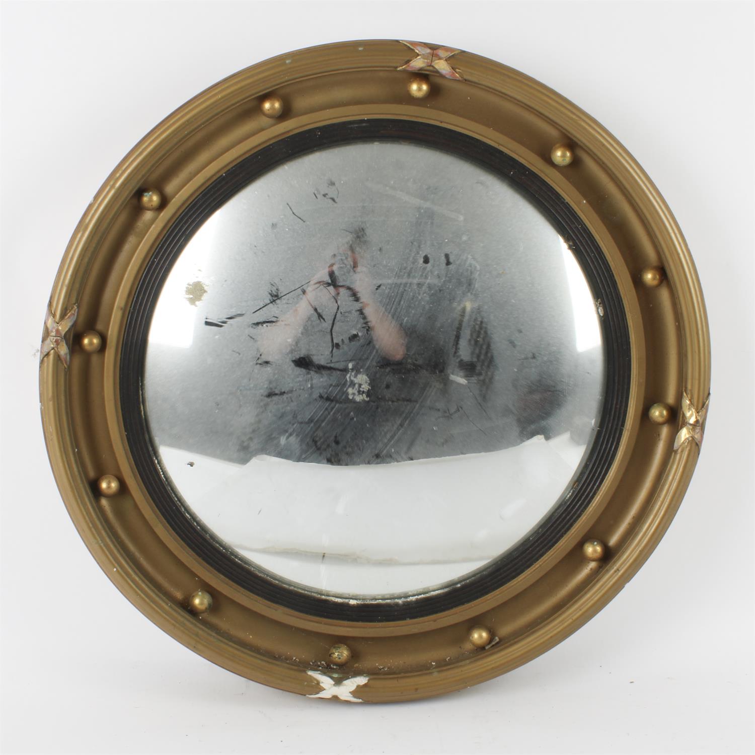 Four Regency style gilt convex mirrors - Bild 3 aus 4