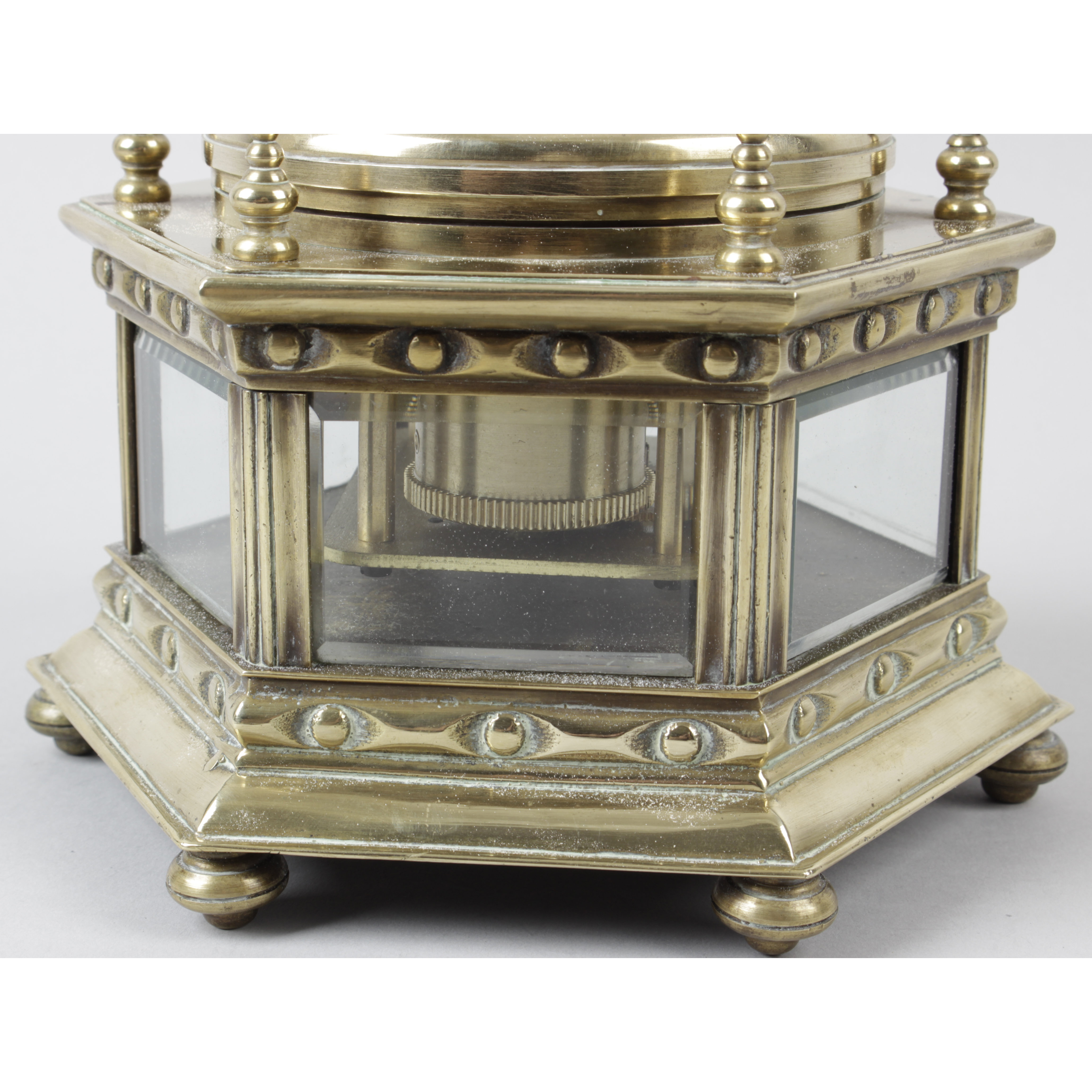 A reproduction brass cased desk clock. - Image 3 of 4