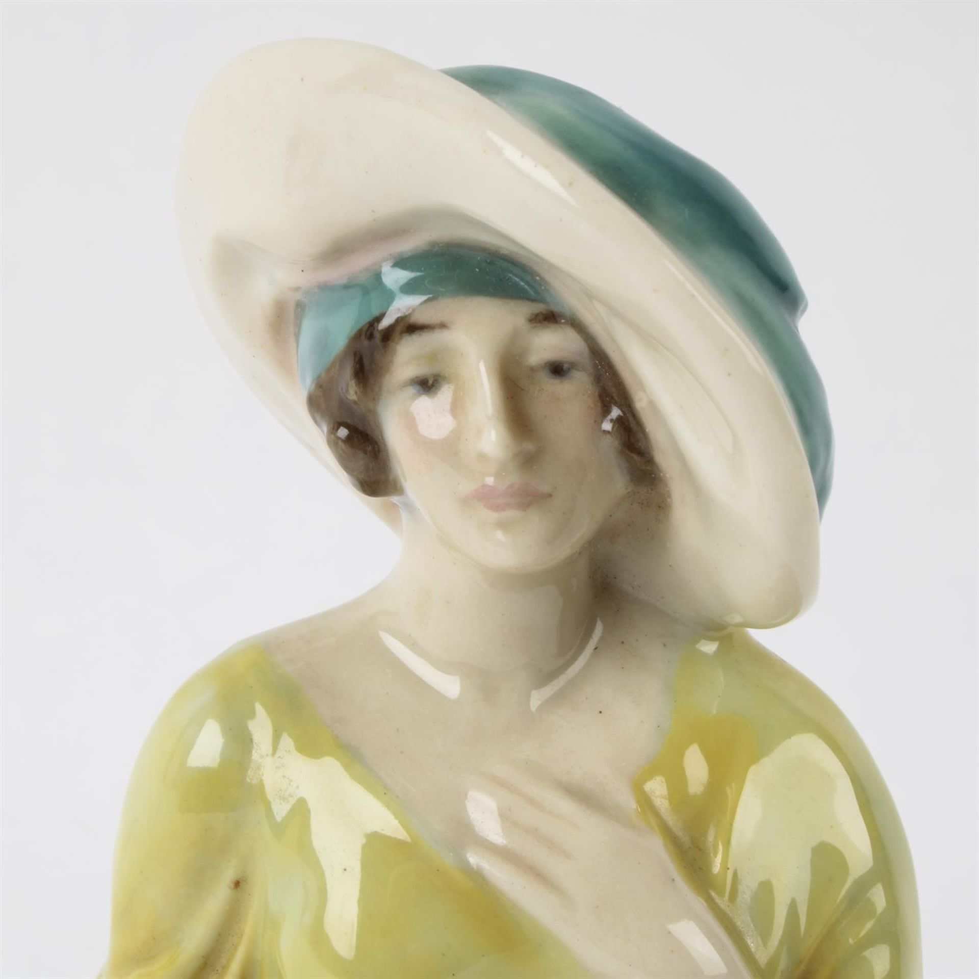 Royal Doulton Gainsborough Hat HN47 - Image 3 of 6