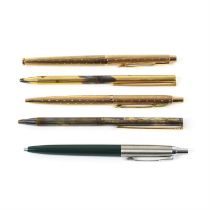 Assorted pens to include Parker, Cross and Sheaffer