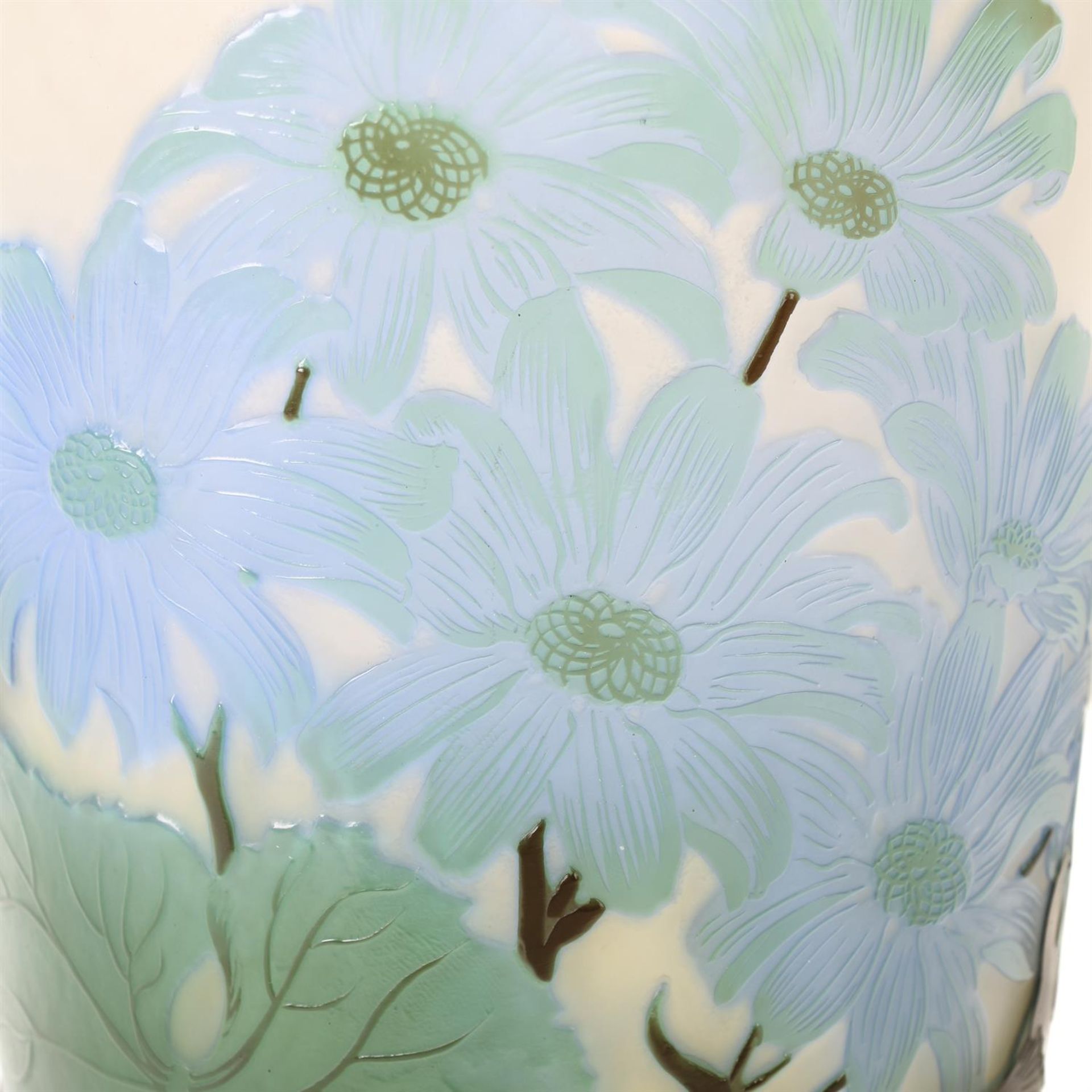 Emile Galle cameo glass vase with daisies - Image 8 of 8
