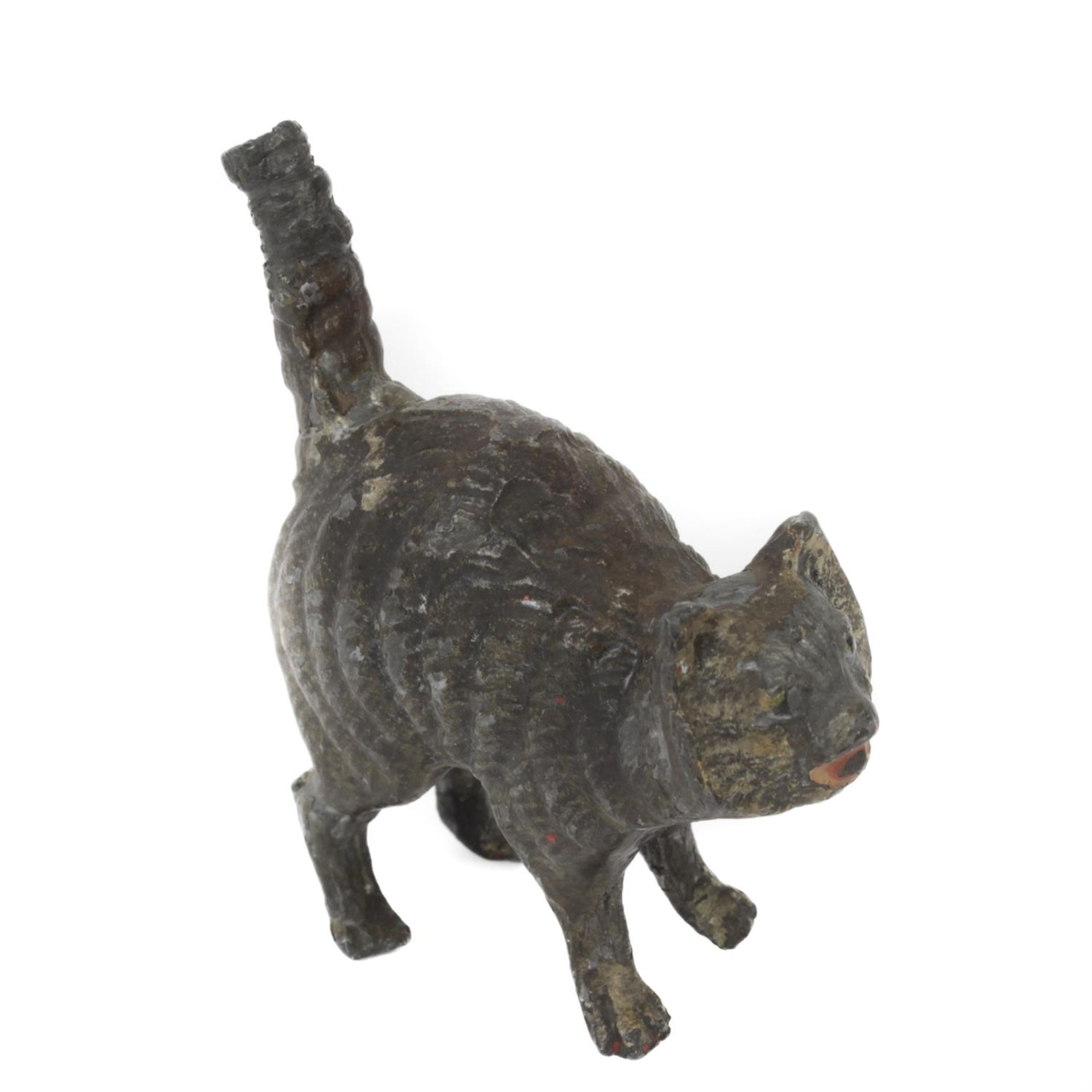 Cold painted bronze cat - Image 2 of 2