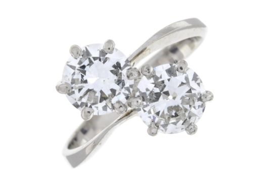 Diamond two-stone crossover ring - Image 2 of 6