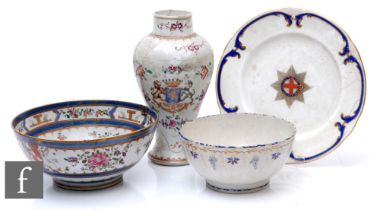 A collection of ceramics, to include Coalport 'Order Of The Garter' Windsor Castle banquet plate,